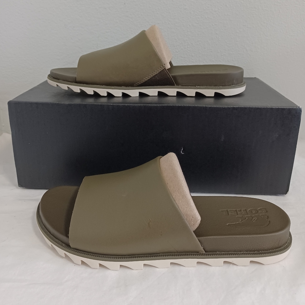 Sorel Roaming Decon slide sandals  Olive green  size 7